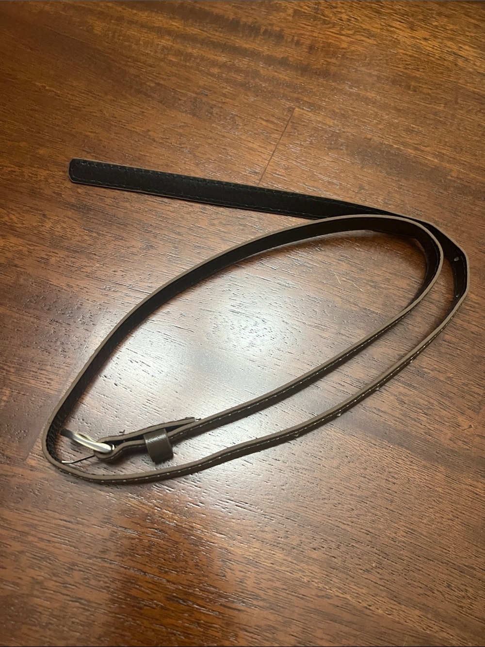 Never Used Commense Dark Brown Leather Skinny Belt